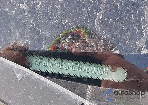 2014 Ford Fiesta Se z USA, uszkodzony, nr VIN 3FADP4BJ4EM160208